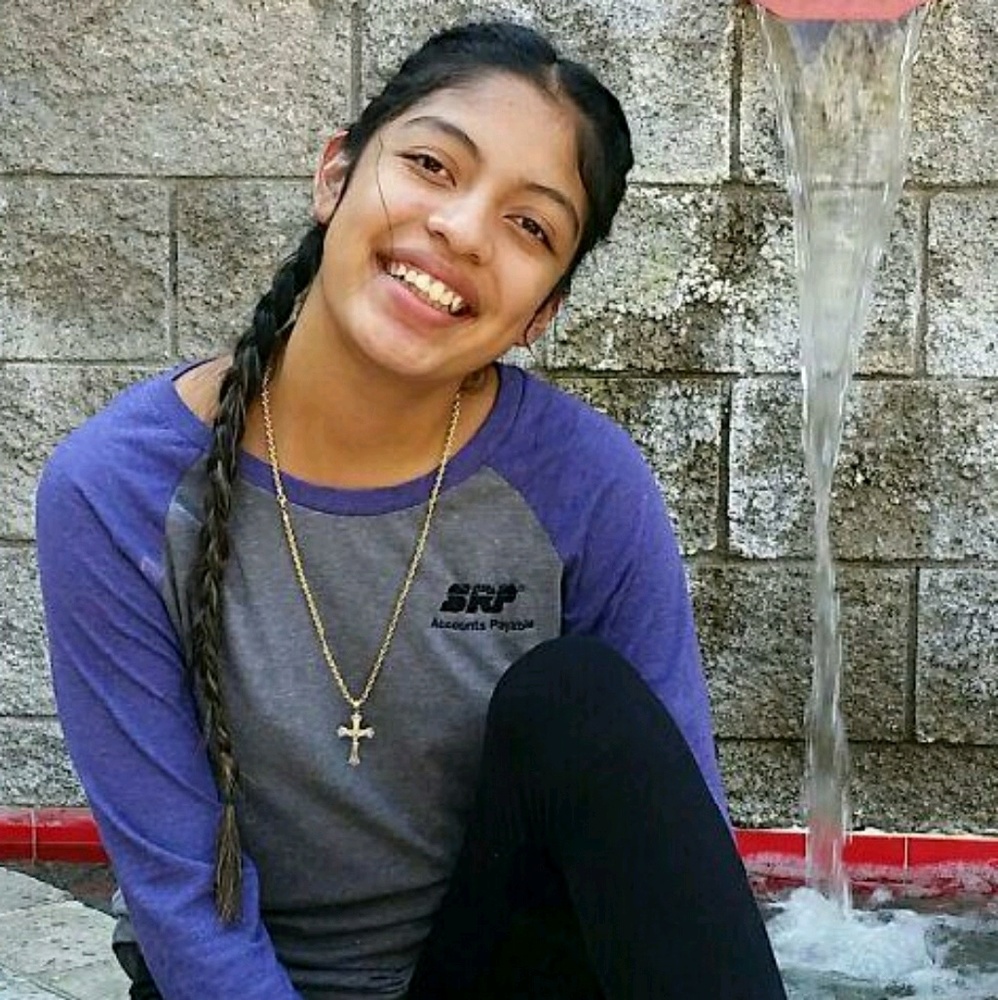 Meet your Posher, Gabriela