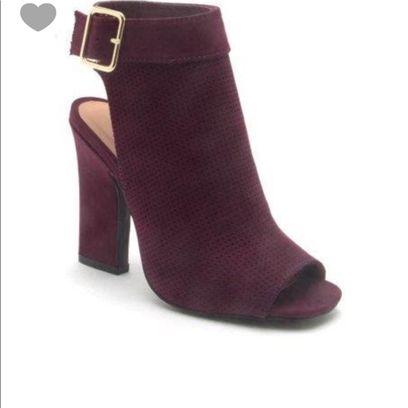 🍂 Wine color Ankle Booties 🍂 - Picture 4 of 5