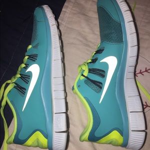 Nike Frees 5.0