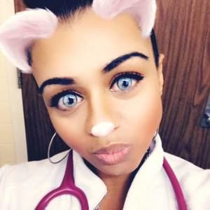 Meet your Posher, Margo