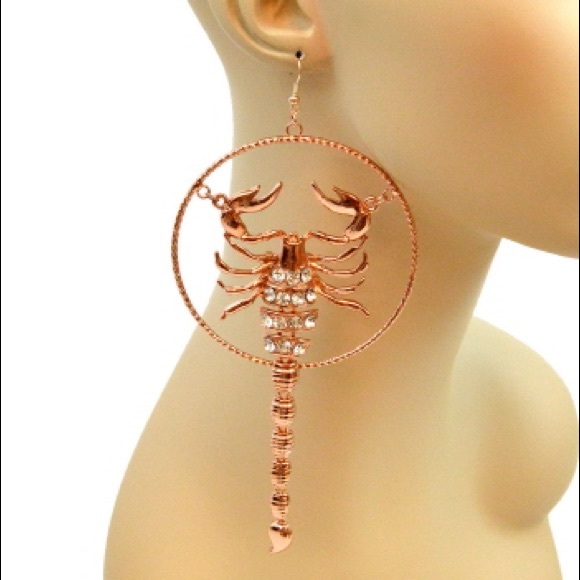 Scorpion Hoop Dangle Earring/ Rose Gold - Picture 1 of 1
