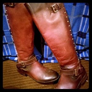 Reddish brown knee-high boots