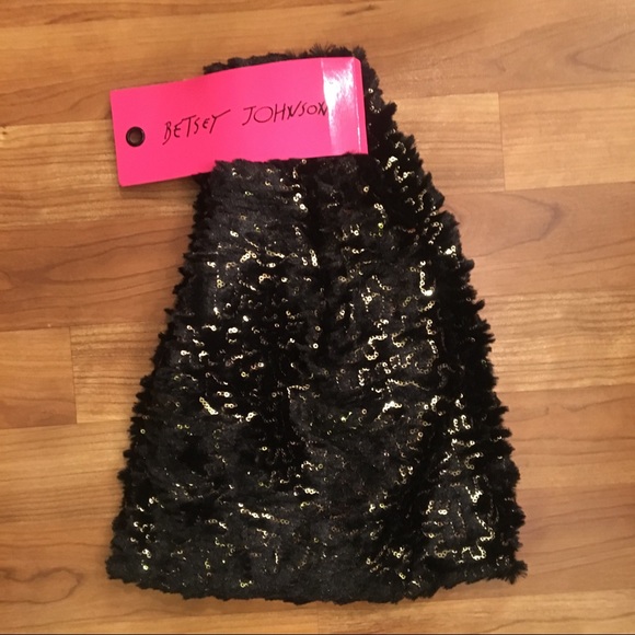 😊FREE😊W/$35 Purchase -  NWT 🌈HOST PICK BETSEY JOHNSON fuzzy, warm & sparkles - Picture 2 of 3