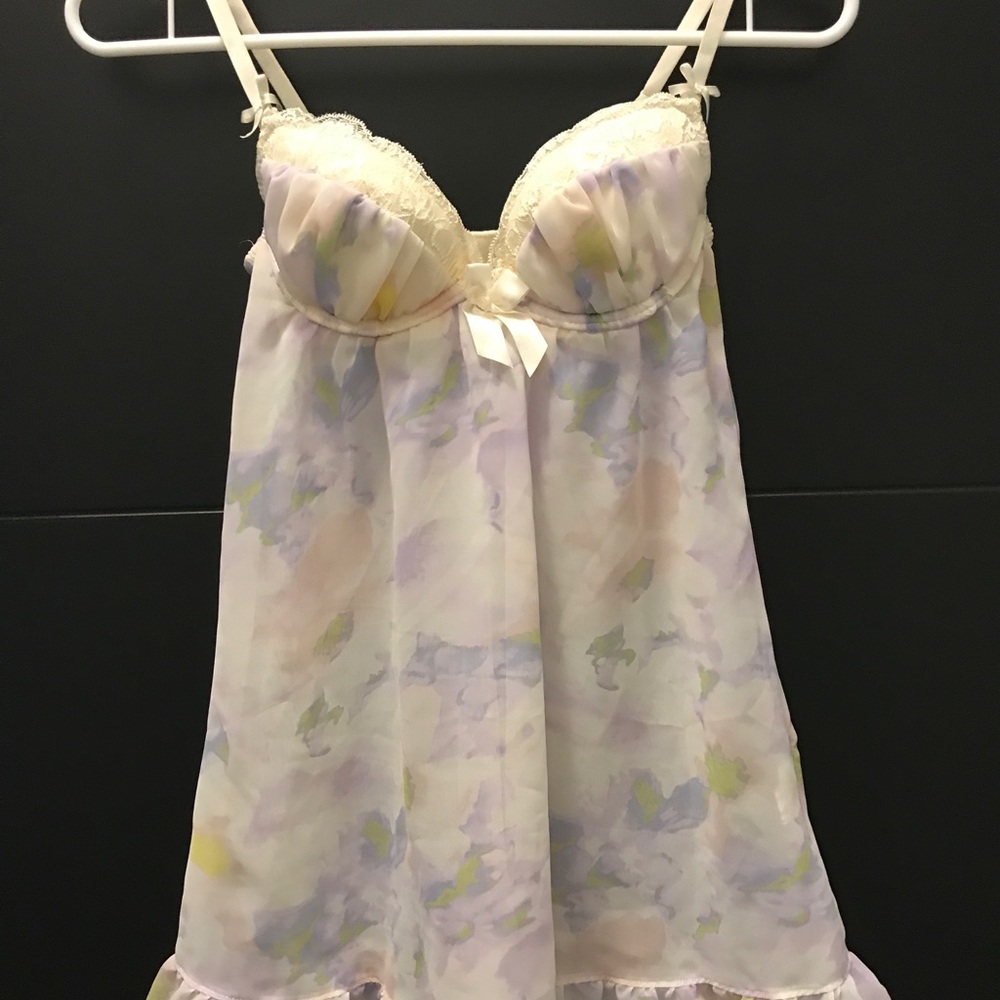 BabyDoll w Built in Bra 32a/30b