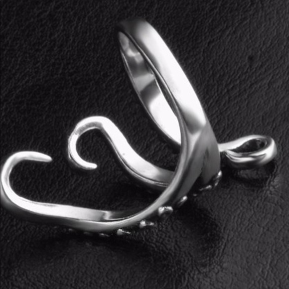 Modern  Octopus Tentacle Ring - Picture 6 of 6