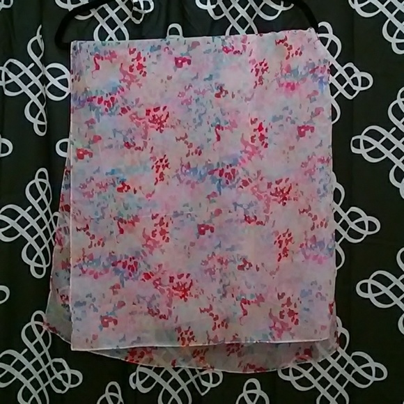 Scarf - Picture 1 of 1