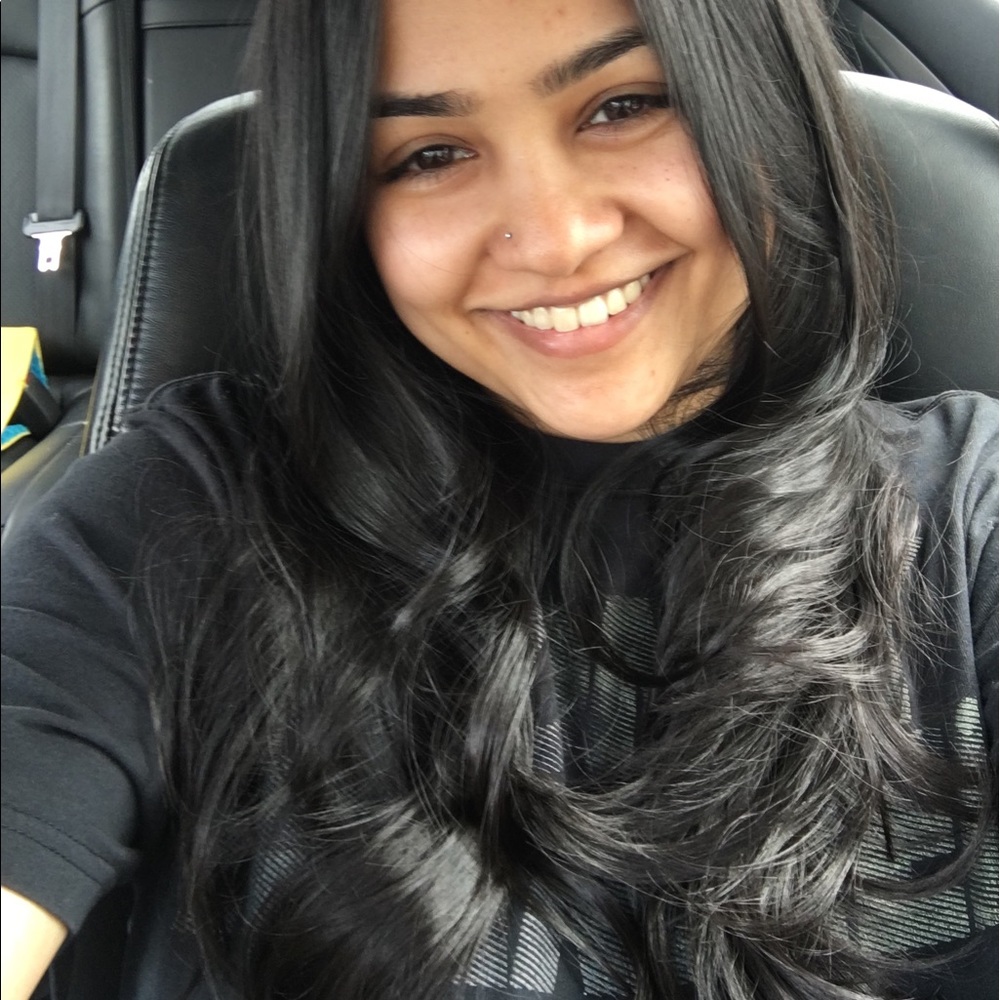 Meet your Posher, Ana