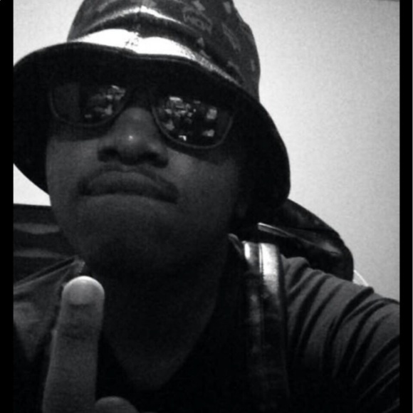 Meet your Posher, James - Picture 1 of 1