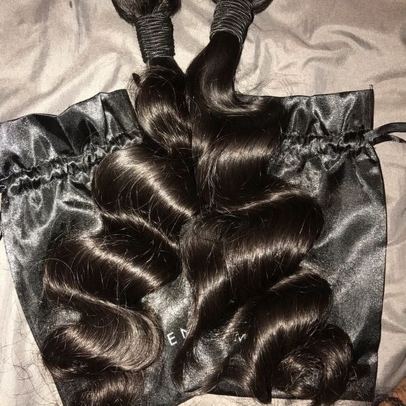 Hair bundles