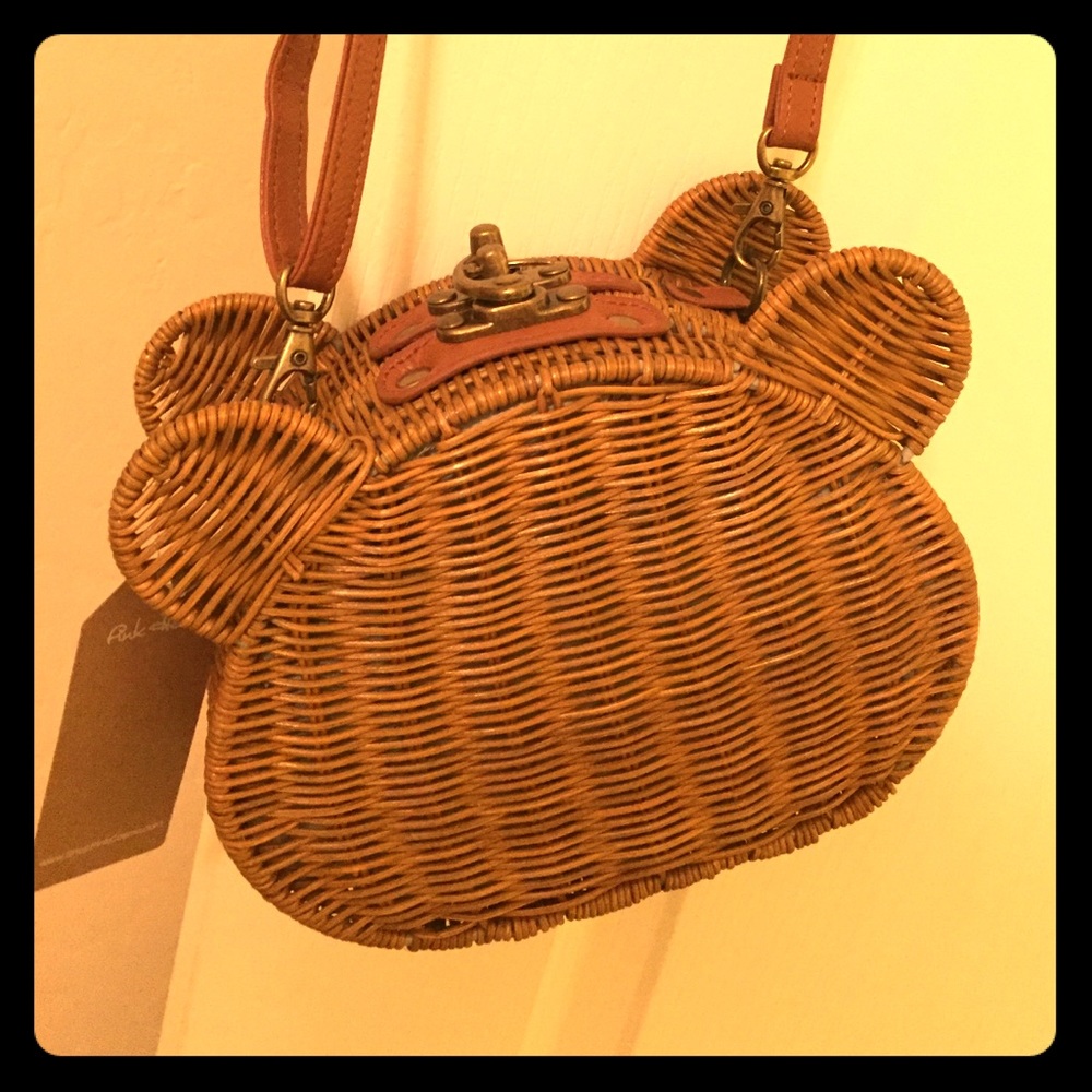 😝HP🙃 🐻ONLY 1 LEFT! Teddy Bear Crossbody Bag🐻 - Picture 8 of 8