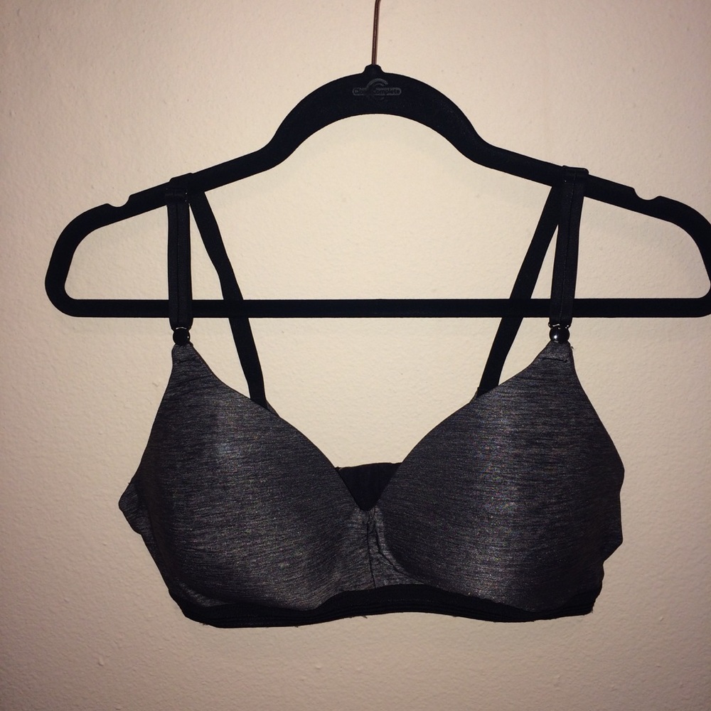 T shirt bra