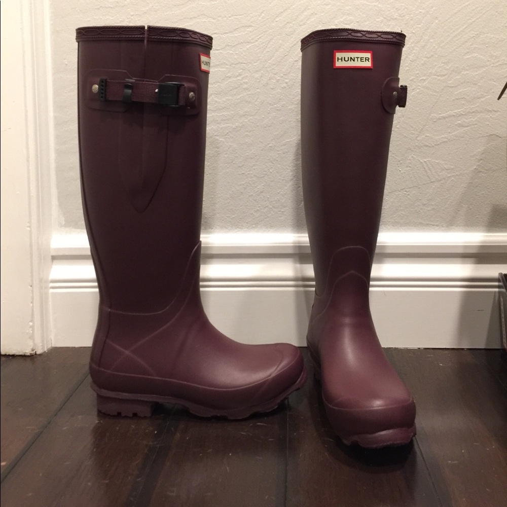 Womens Hunter Boots, Slide Adjustable, Burgundy, 5