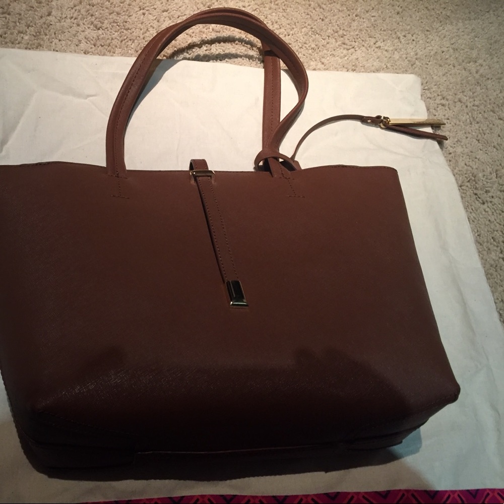 Vince Camuto tote