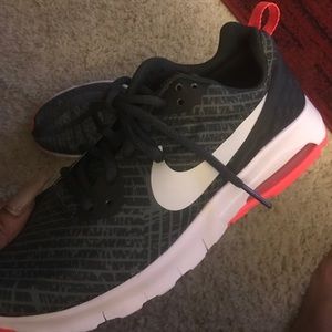 Nike air max authentic