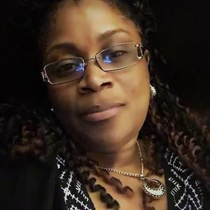 Meet your Posher, Carla