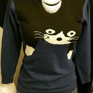 Meow! Cutest sweater ever front& back cat shirt