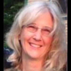 Meet your Posher, Elizabeth