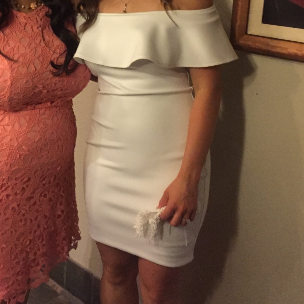 Tori off the shoulder dress by Guess