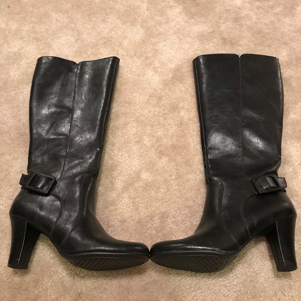 Aerosoles Black Leather Boots