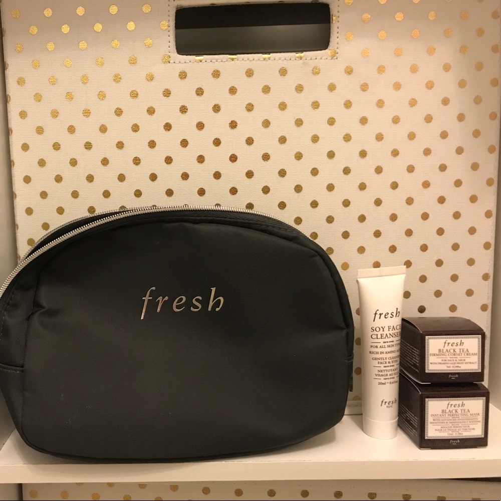 Fresh skin samples and bag! Mask, cleaner & cream!