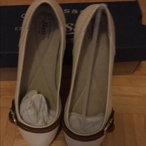 Women's Bass Matilda Cream shoes size 7.5 Wide