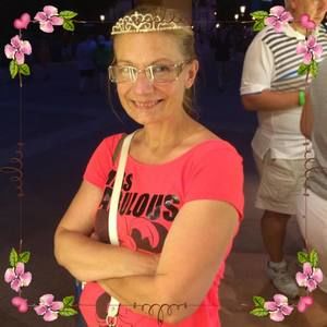 Meet your Posher, Renee