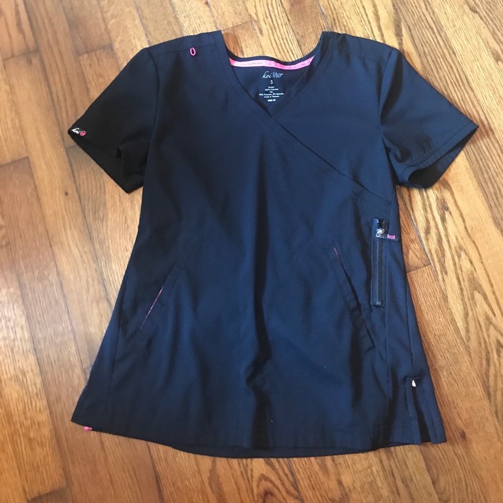 New black scrub top