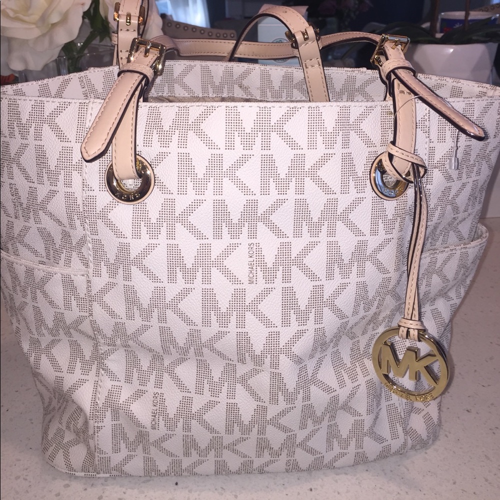 Michael Kors bag