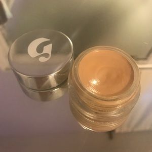 Glossier Stretch Concealer in Light 10
