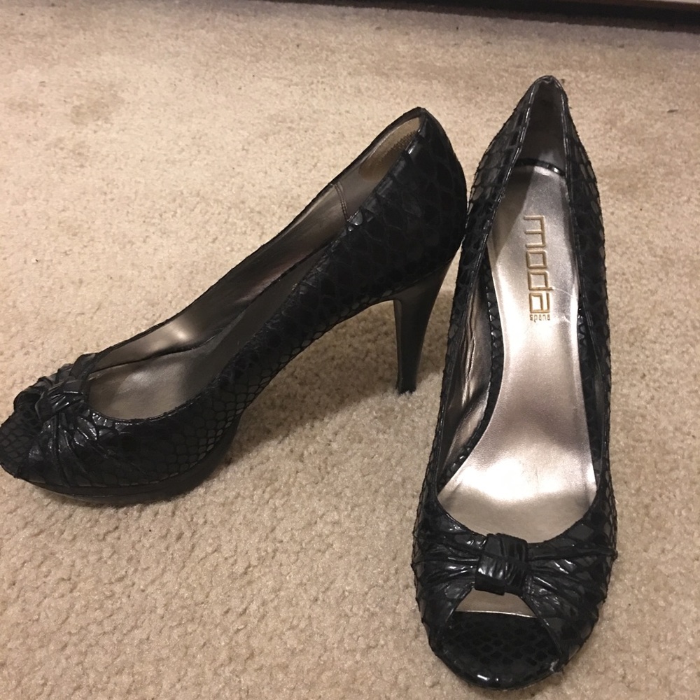 Moda Spana women's black heels size 10