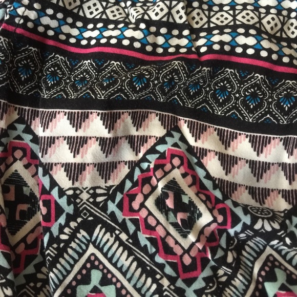 Flowy bohemian pants with pockets! - Picture 4 of 5