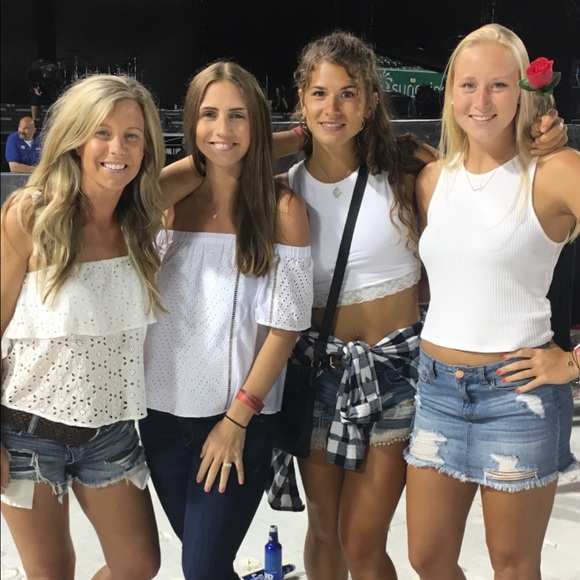 Meet your Posher, Alicia - Picture 1 of 1