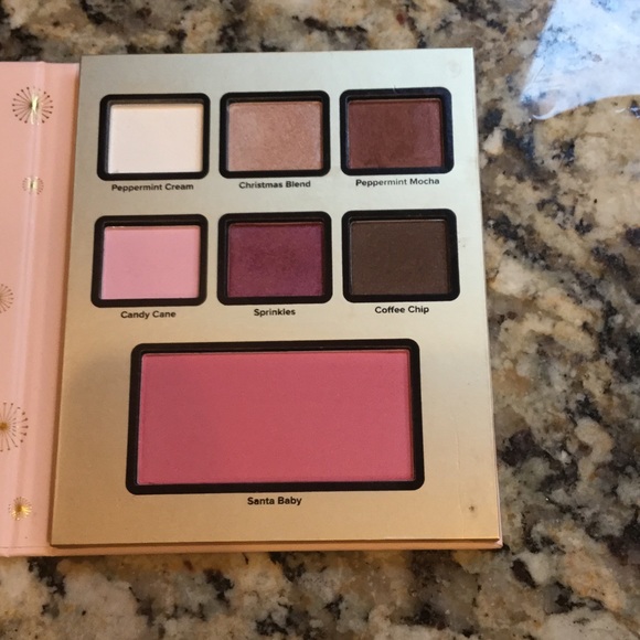 LIMITED EDITION Too Faced Peppermint Mocha Palette - Picture 2 of 3