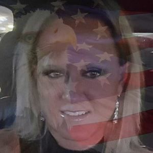 Meet your Posher, Renatta