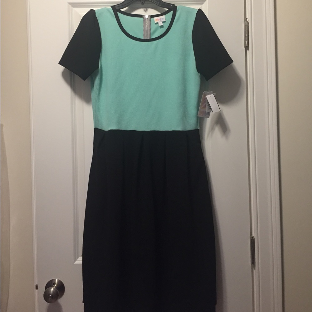 Lularoe Amelia Dress
