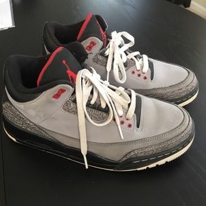 Jordan 3 Stealths