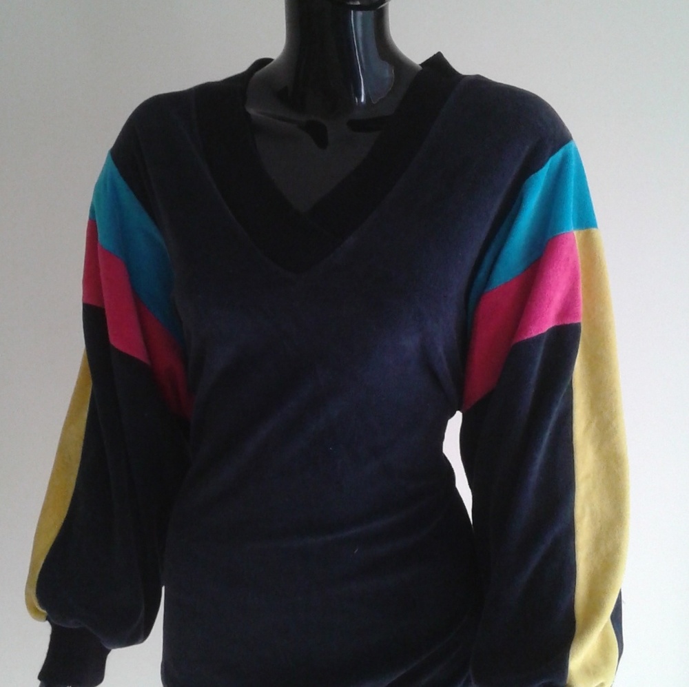 Sweater - Picture 6 of 8