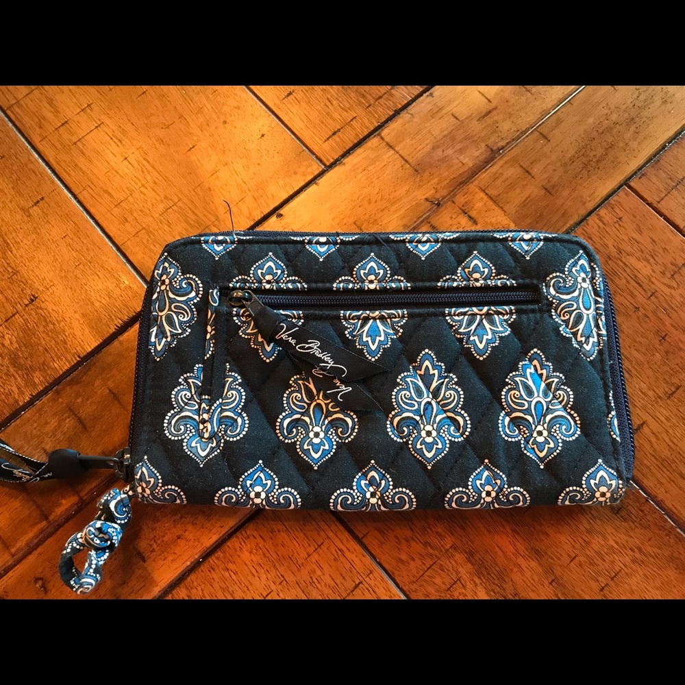 Vera Bradley Wallet NWOT