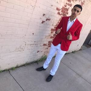 Meet your Posher, Aziz