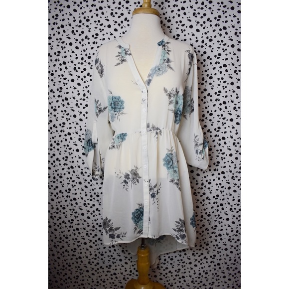 torrid Tops - Torrid White Floral High Low Long Sleeve Blouse 2x