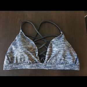 Victoria's Secret sports bra - brand new w/o tags