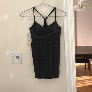 Lulu tanks adjustable straps size 6