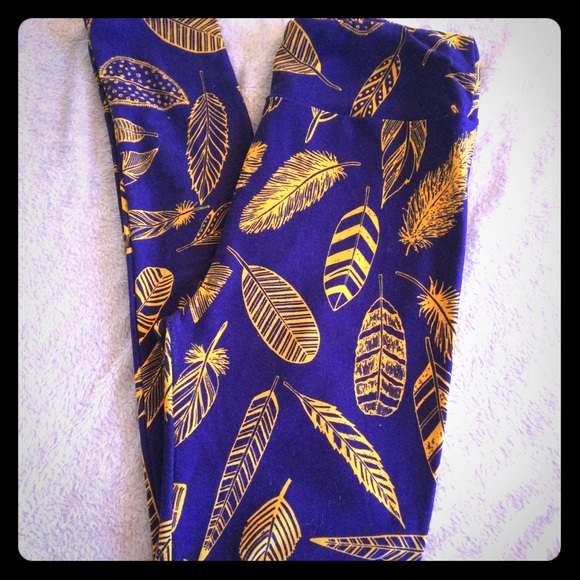 ‼️SALE‼️Lularoe os leggings - Picture 2 of 4