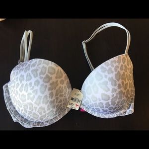 Pink Victoria's Secret brand new 34D bra