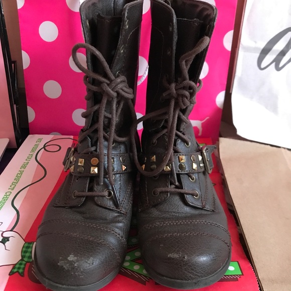CLOSET CLOSING Steve Madden combat boots - Picture 1 of 8