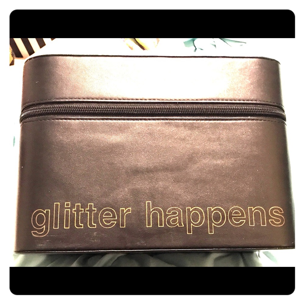 Sturdy Zip-able MakeUp Box *GLITTER HAPPENS*