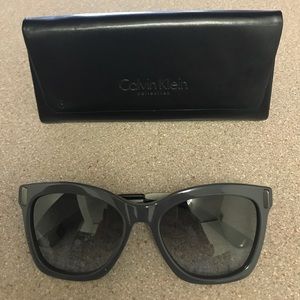 Never worn Calvin Klein sunglasses