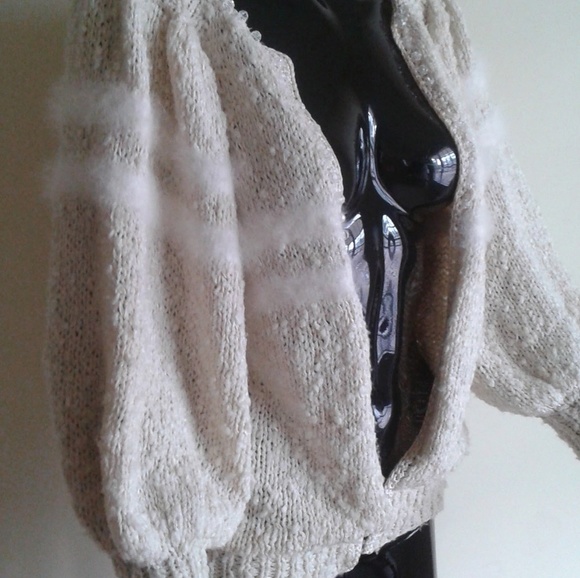 Sweater - Picture 4 of 8