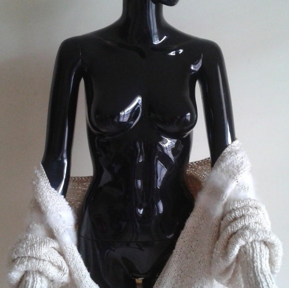 Sweater - Picture 5 of 8