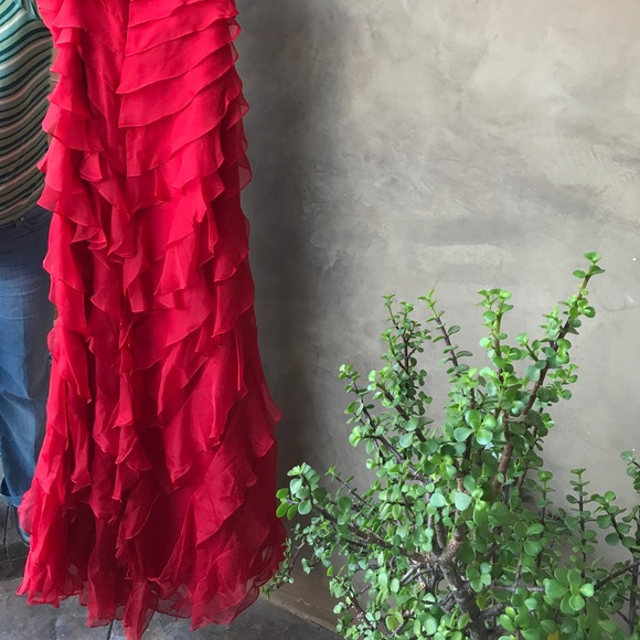 Evening gown - Picture 2 of 4